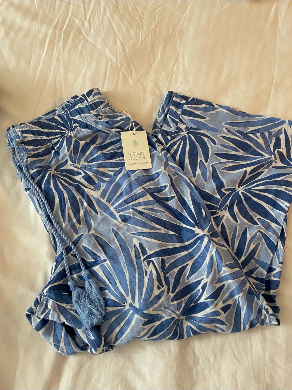 Sigrid Olsen Blue & White Palm-Print Wide Leg Trousers - Picture 5 of 5